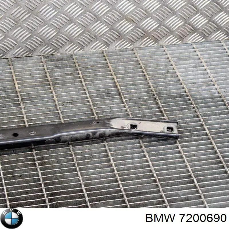 Cubierta superior del panel frontal (soporte del radiador) BMW 7200690 precio, desde 73,00 EUR