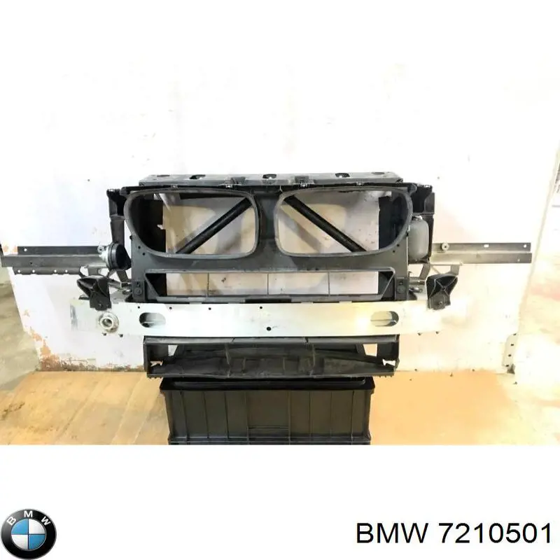 Soporte de radiador superior 7210501 BMW