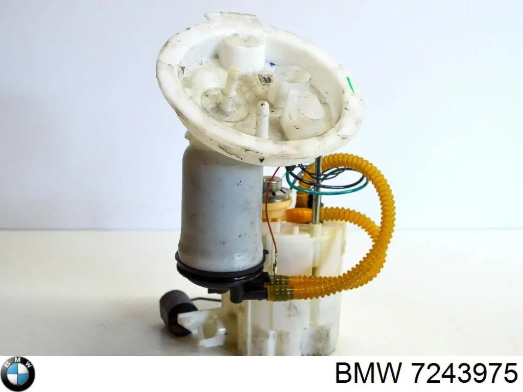 Bomba de combustible BMW 7243975