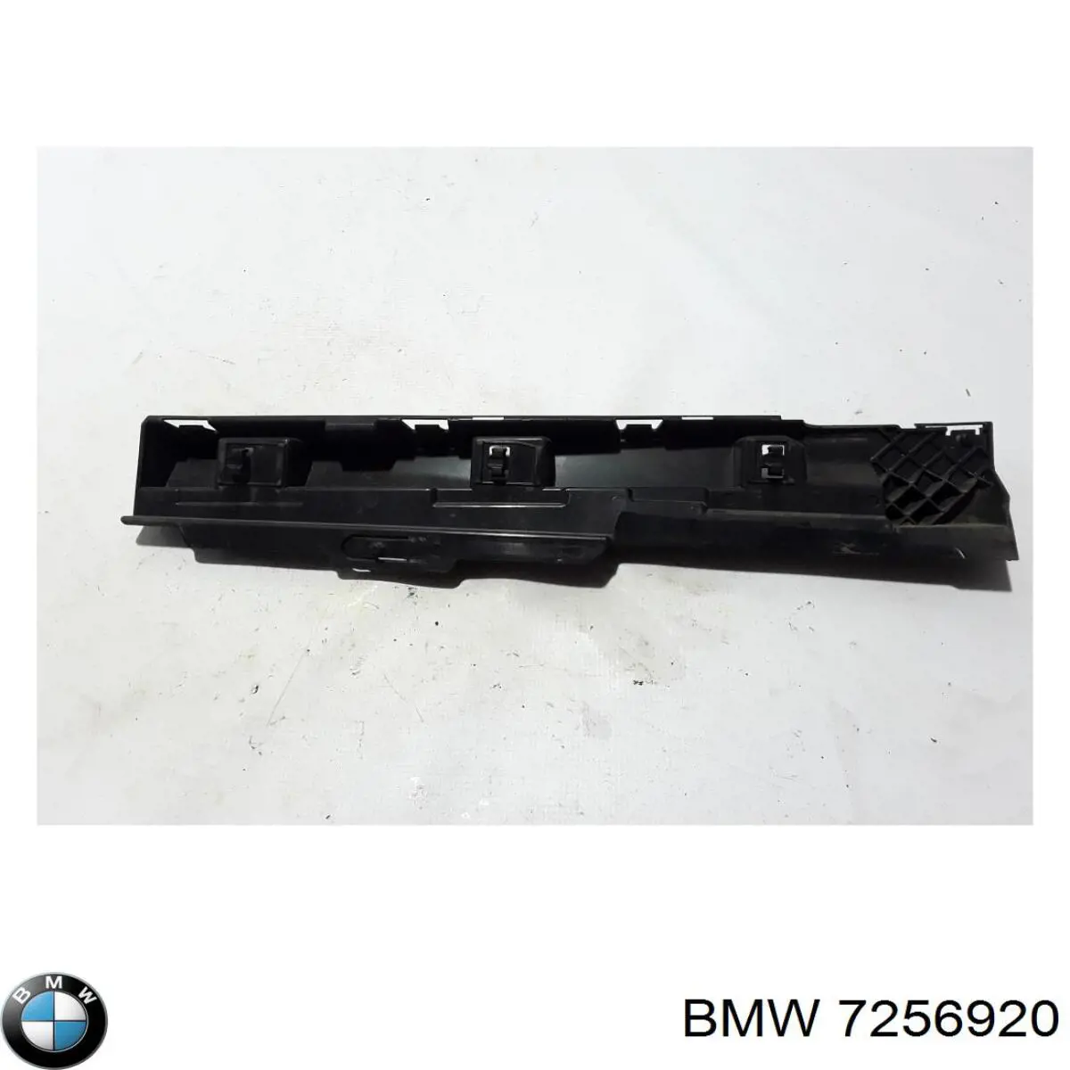 Comprar 7256920 BMW Soporte de moldura exterior del estribo derecho