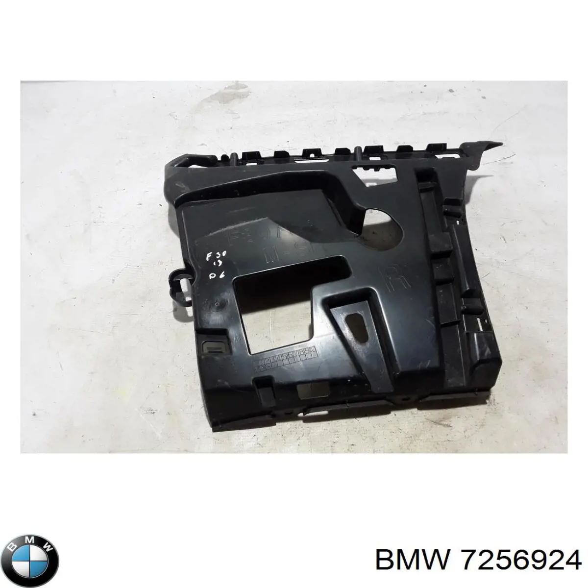 7256924 BMW