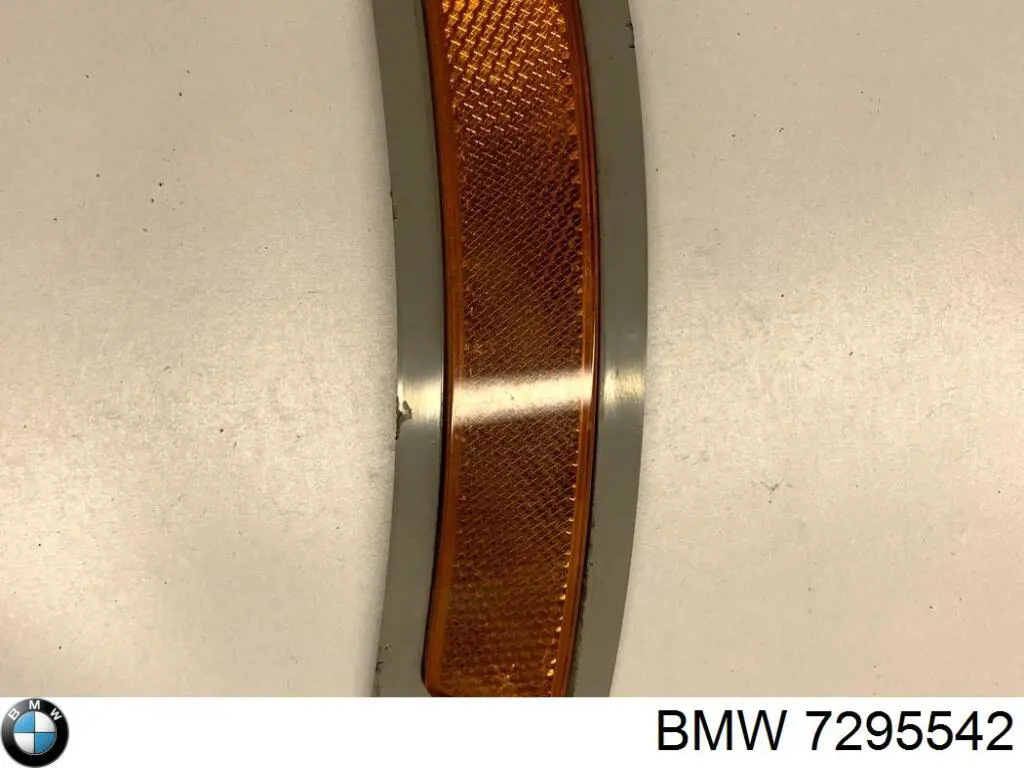 Reflector del parachoques trasero derecho 7295542 BMW