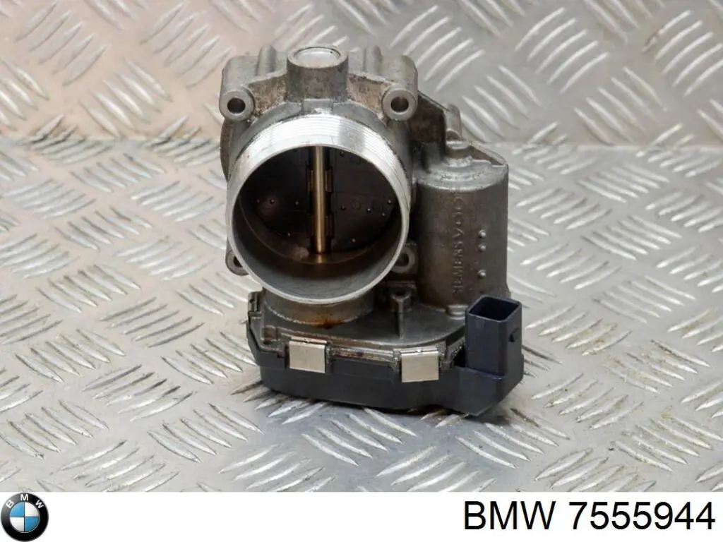 7555944 BMW cuerpo de mariposa completo