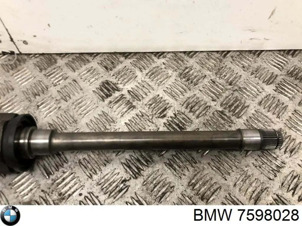 Semieje delantero derecho BMW 7598028 precio, desde 132,72 EUR