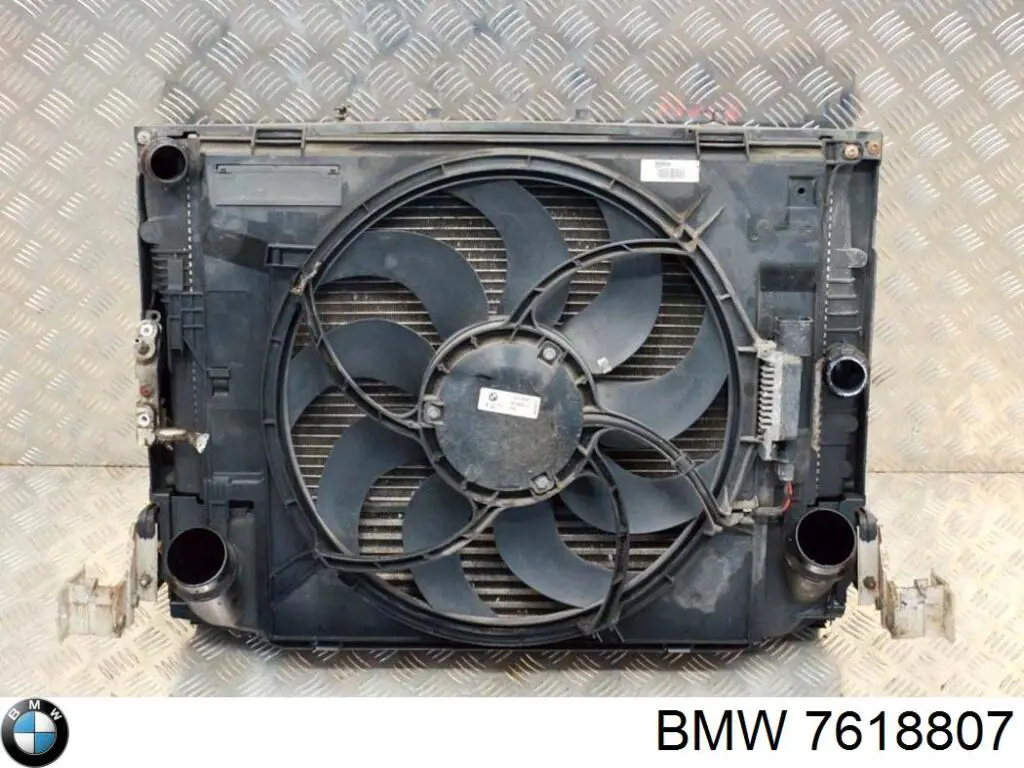 7618807 BMW radiador refrigeración del motor