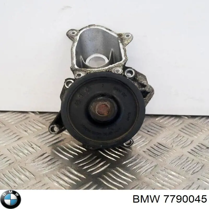  7790045 BMW
