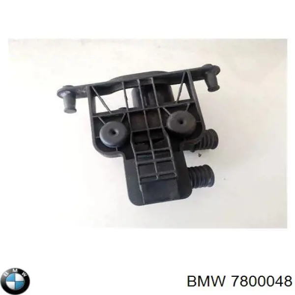 7800048 BMW brida del sistema de refrigeración (triple)
