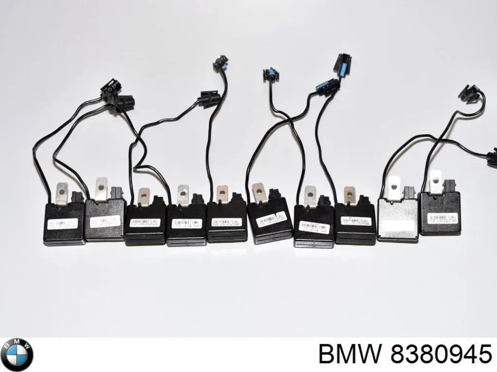  BMW 8380945