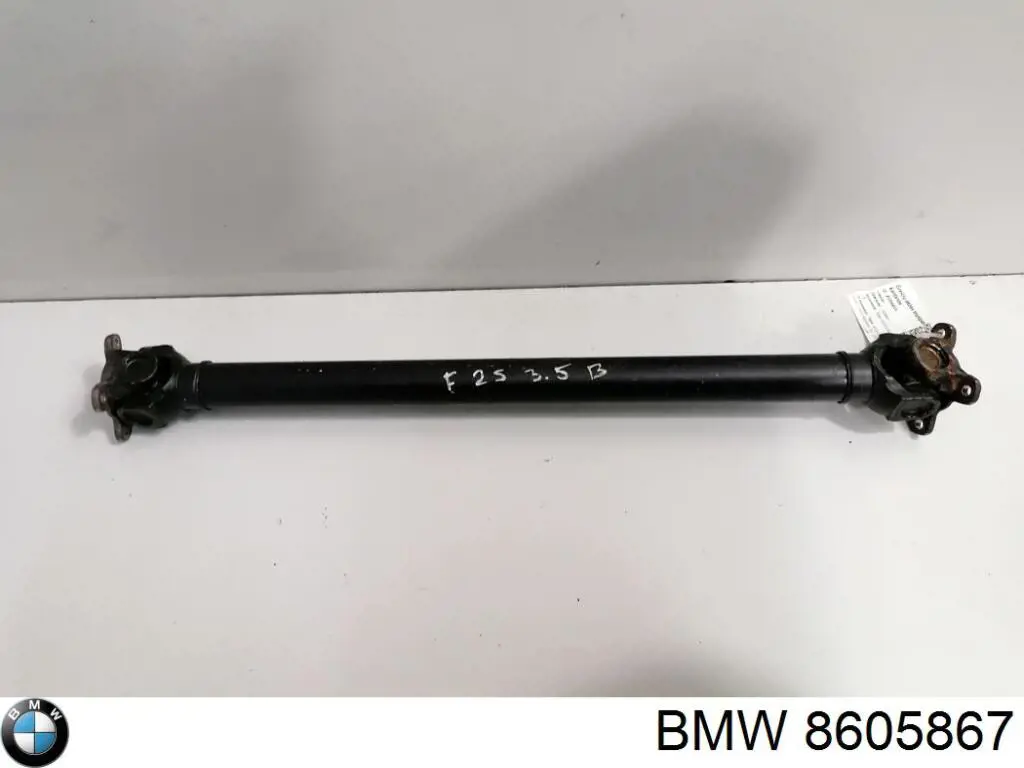 Comprar 8605867 BMW Árbol de transmision delantero