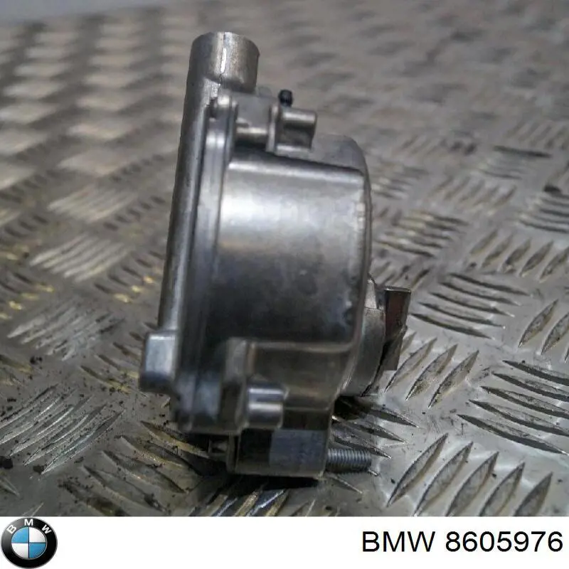 8605976 BMW bomba de vacío