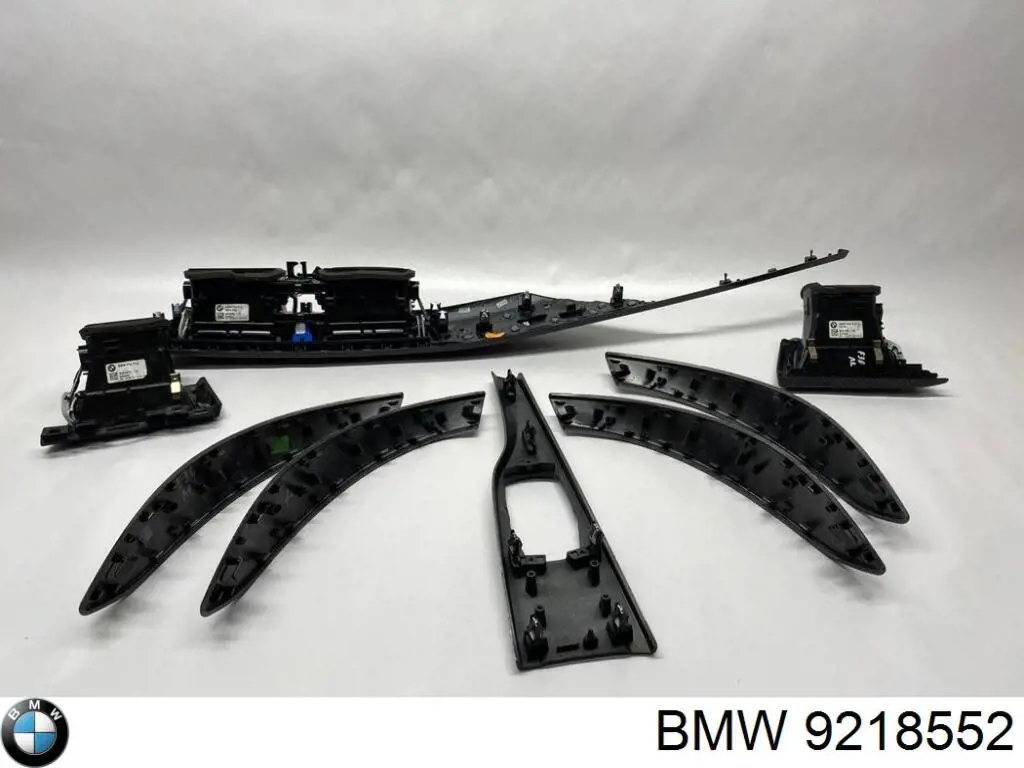 Rejilla de ventilación de salpicadero BMW 9218552