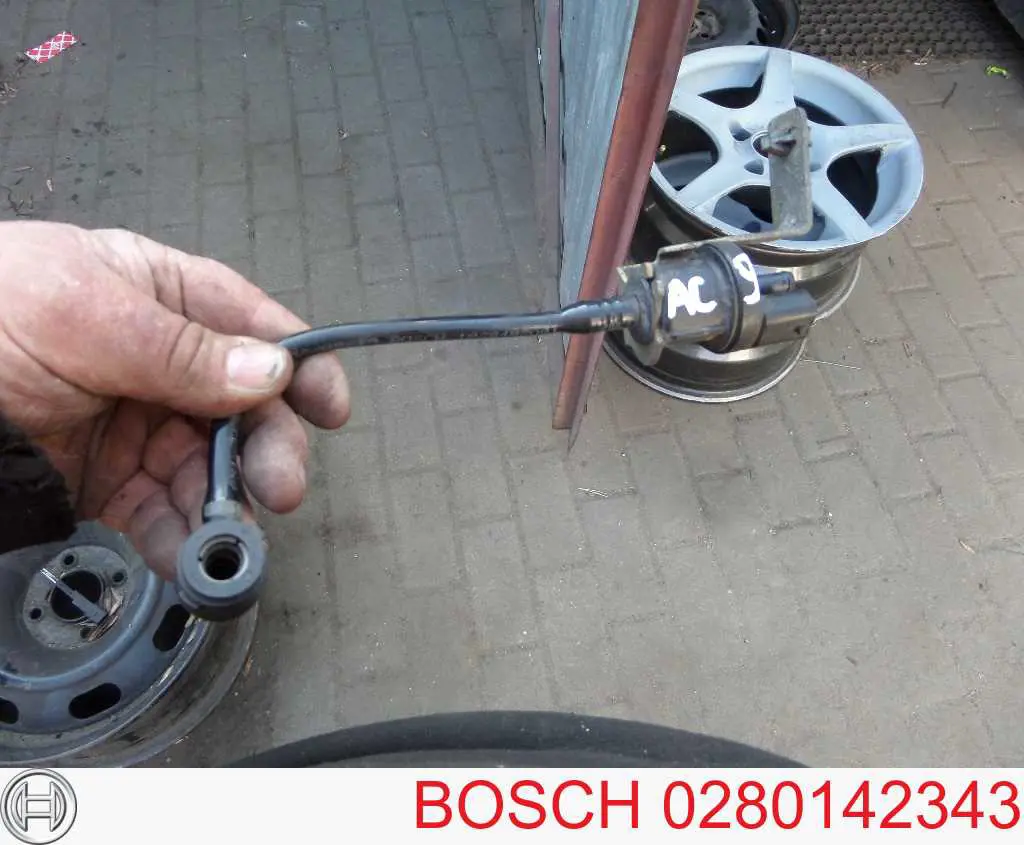 Válvula de ventilación de gases del tanque de combustible 0280142343 Bosch