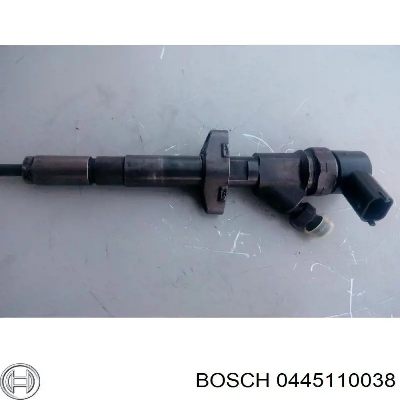 0445110038 Bosch inyector