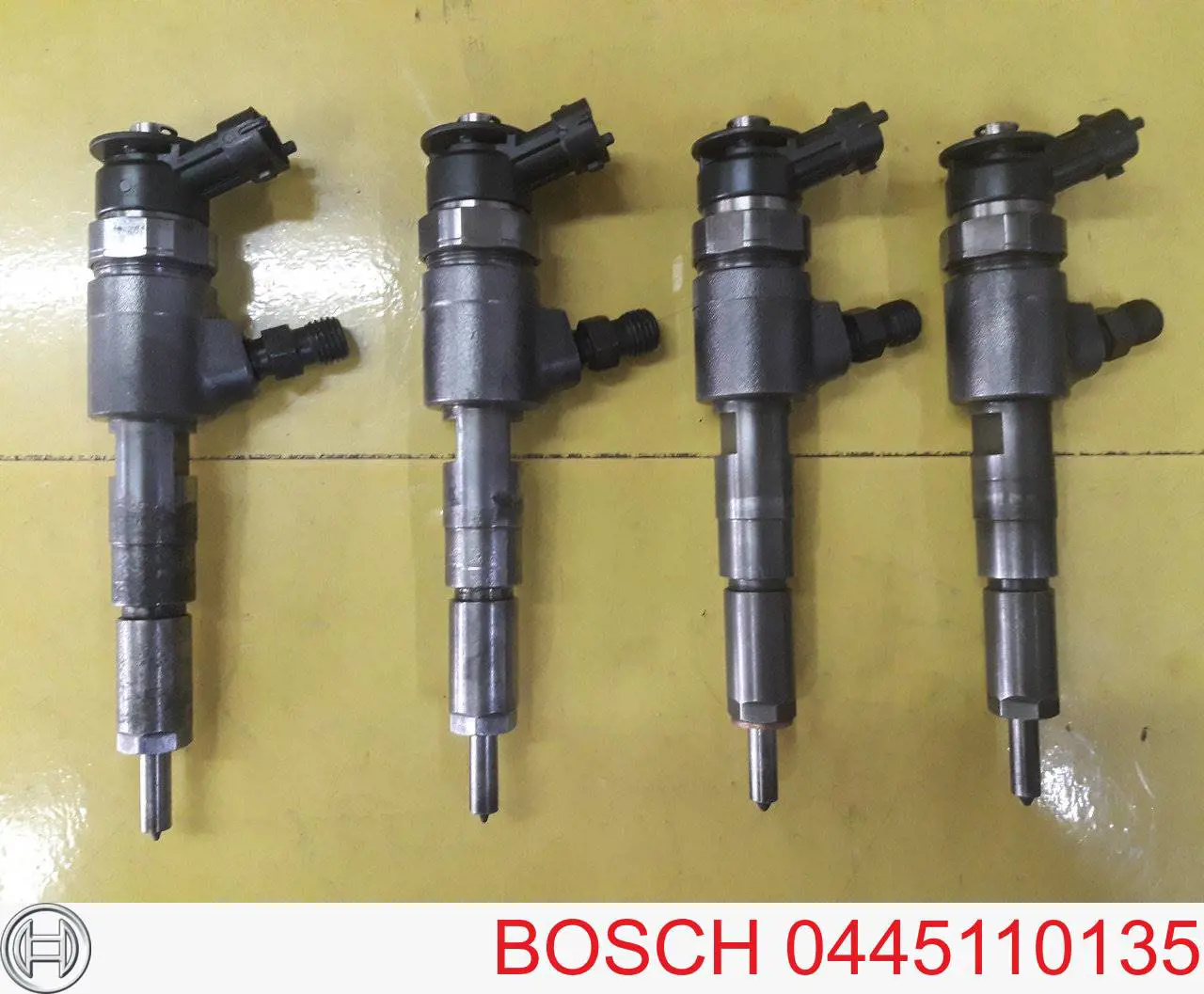 0445110135 Bosch inyector de combustible