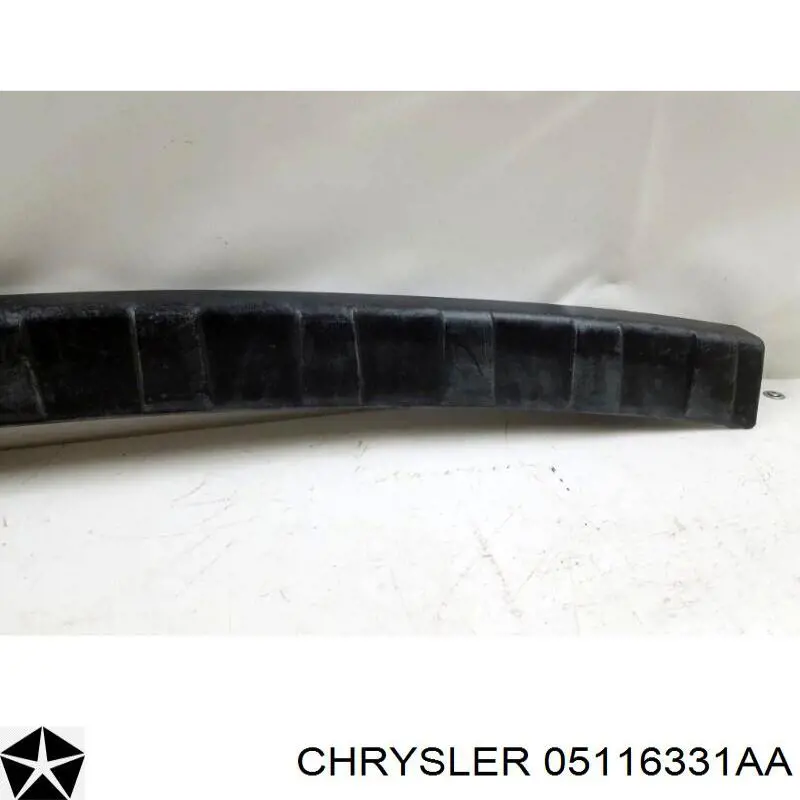 05116331AA Chrysler listón protector, parachoques trasero superior (estribo)