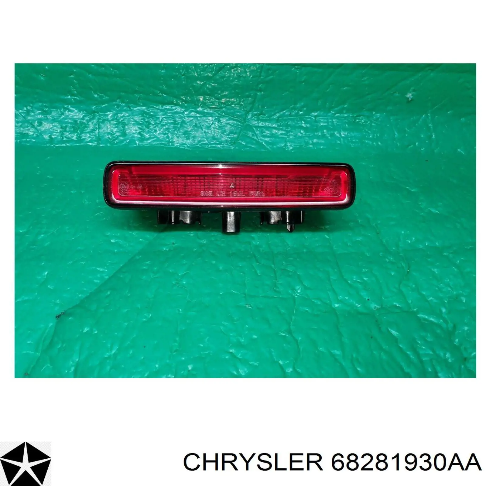 Lampara de luz de freno adicional  Chrysler 68281930AA precio, desde  