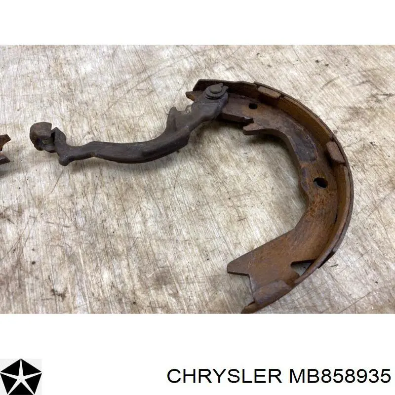 Juego de reparación del freno de estacionamiento Chrysler MB858935 precio, desde 13,61 EUR
