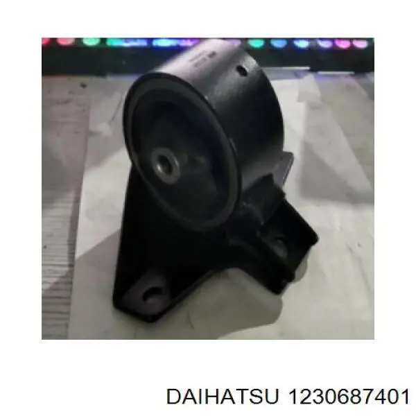 1230687401 Daihatsu soporte de motor trasero