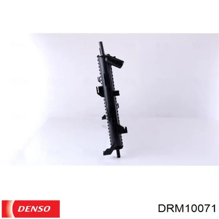 DRM10071 Denso radiador