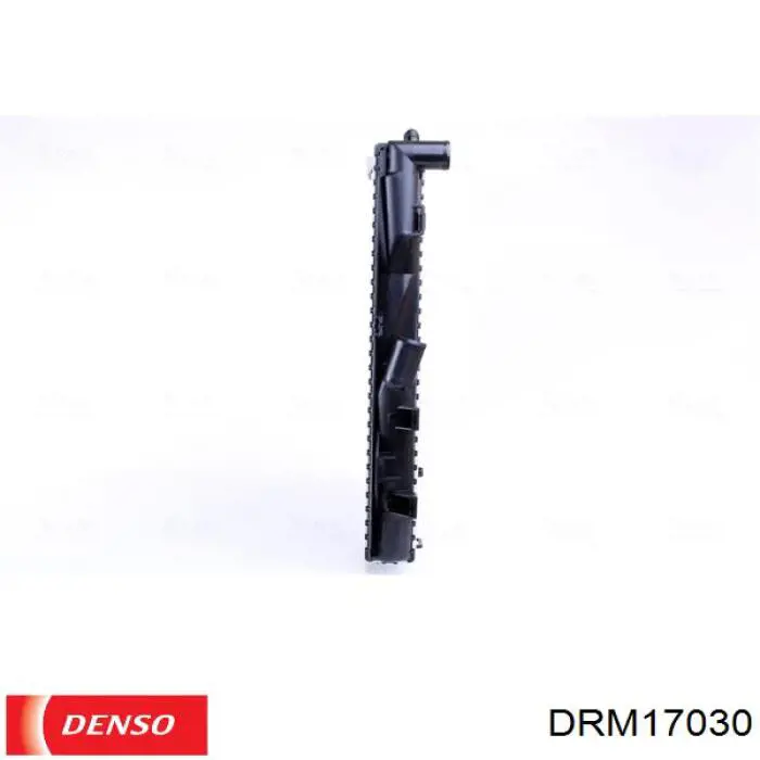 DRM17030 Denso radiador