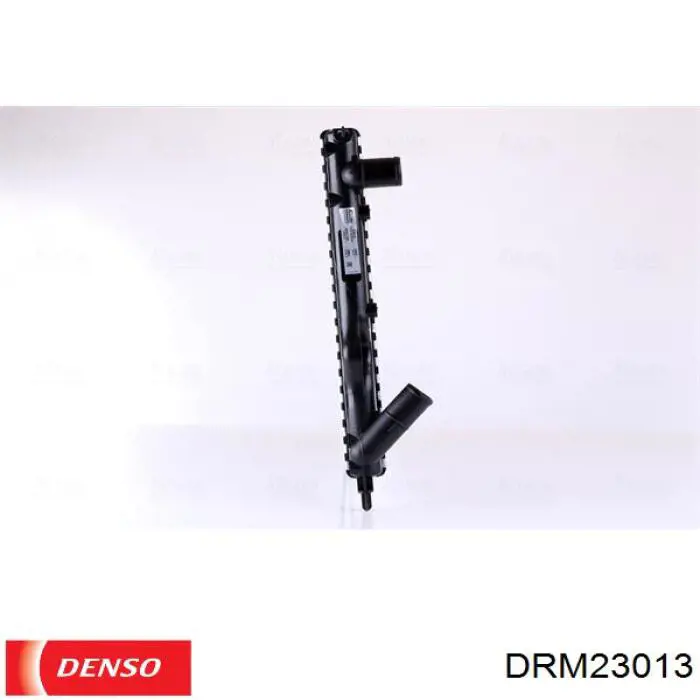 DRM23013 Denso radiador