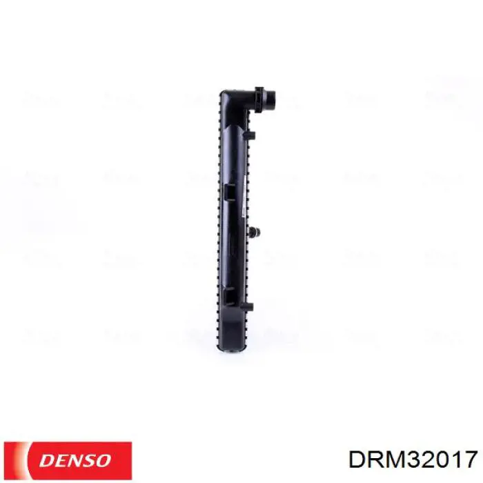 DRM32017 Denso radiador
