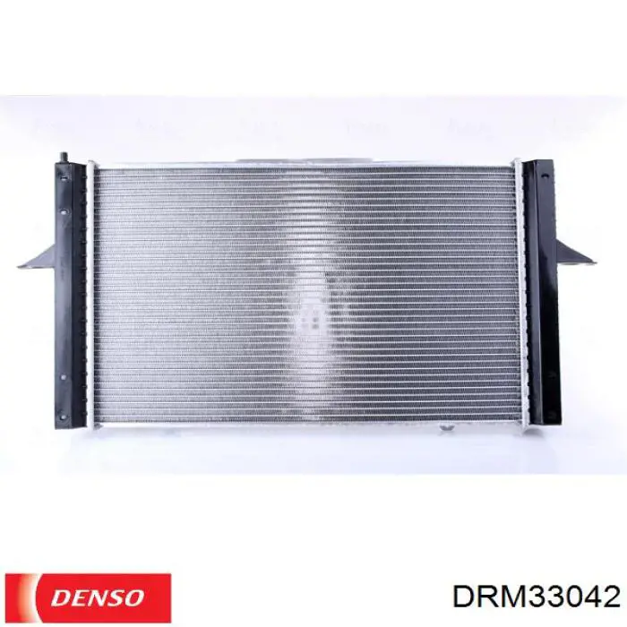 DRM33042 Denso radiador