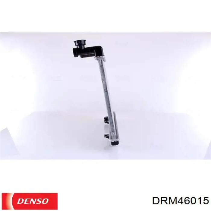 DRM46015 Denso radiador