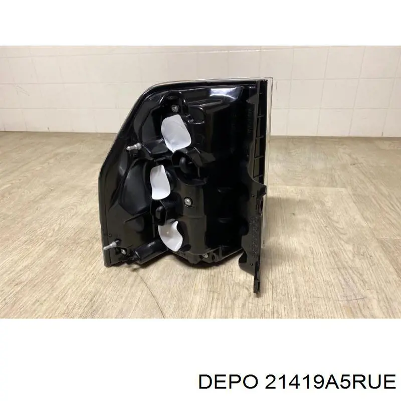 Piloto trasero derecho 21419A5RUE Depo/Loro/Abakus