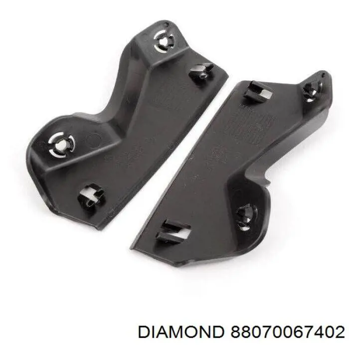 88070067402 Diamond/DPA soporte de parachoques delantero exterior derecho