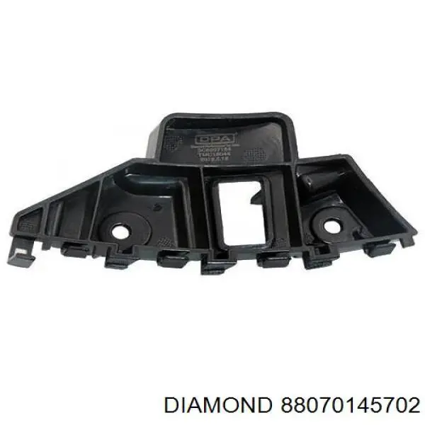 88070145702 Diamond/DPA soporte de parachoques delantero izquierdo