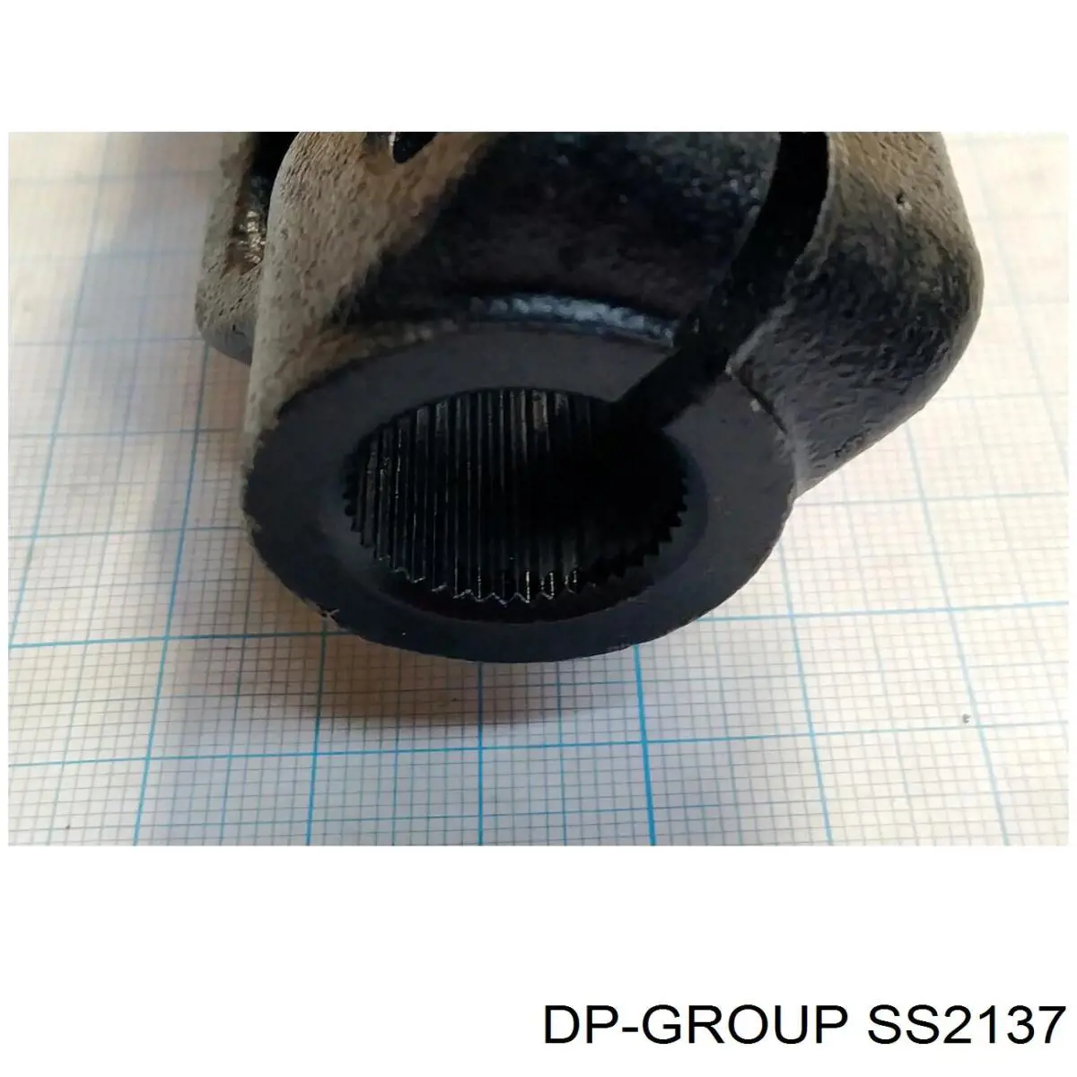 Comprar YC153C662AD Ford Eje inferior de la columna de dirección