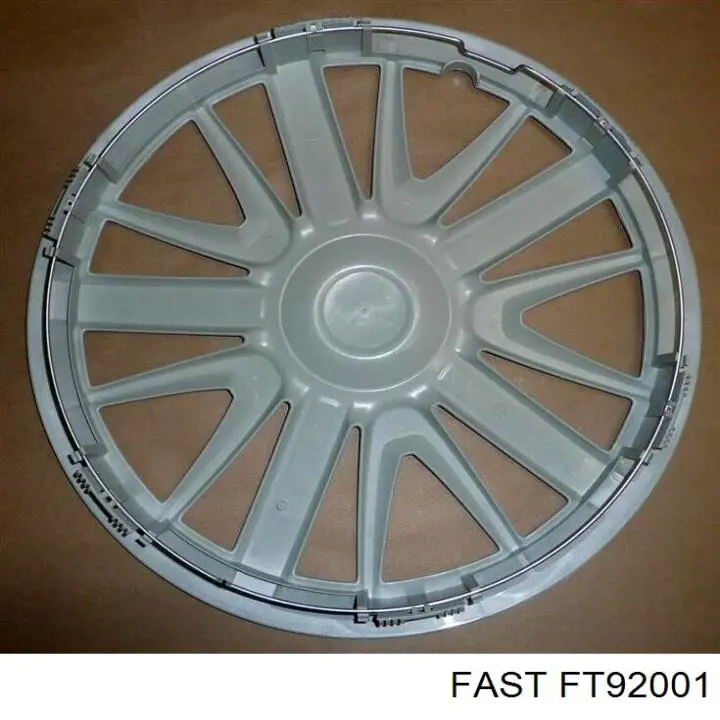 Tapacubo Fast FT92001 precio, desde 17,73 EUR