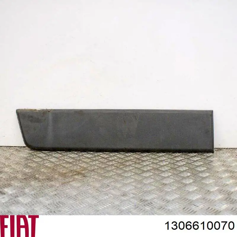 Moldura de salpicadera trasera derecha Fiat/Alfa/Lancia 1306610070 precio, desde 42,55 EUR