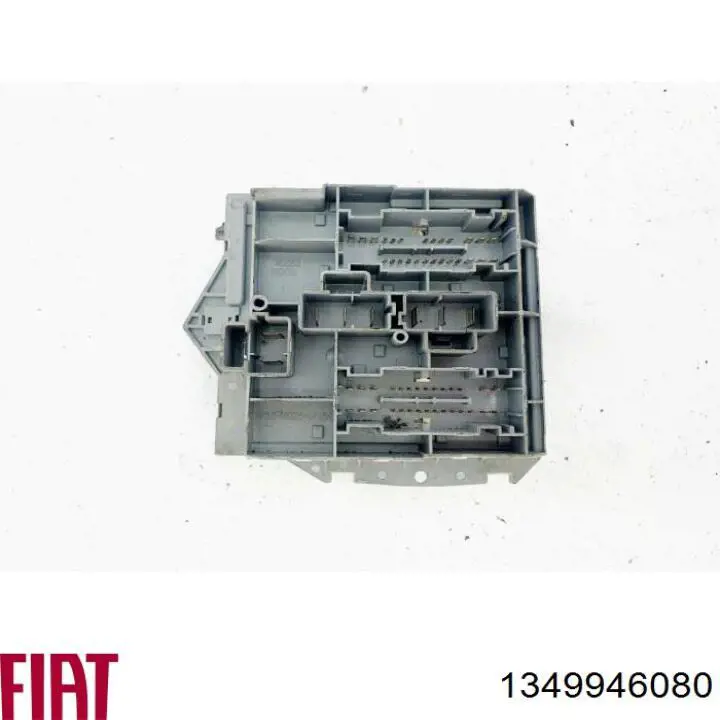 Caja fusibles Fiat/Alfa/Lancia 1349946080 precio, desde 149,56 EUR