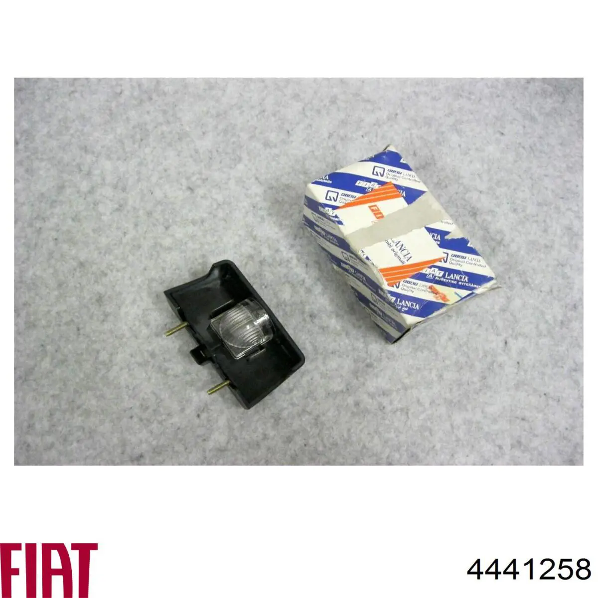 4441258 Fiat/Alfa/Lancia Luz de matricula