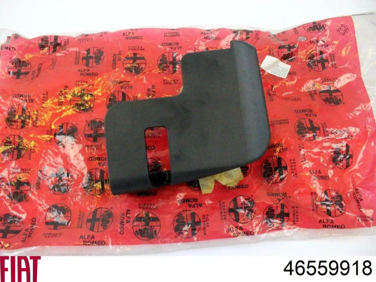 Comprar Moldura de parachoques trasero derecho Alfa Romeo 147  937