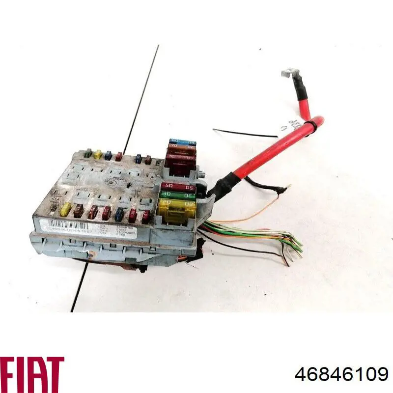 Caja fusibles Fiat/Alfa/Lancia 46796538 precio, desde 60,98 EUR