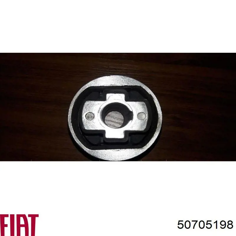 Silentblock de brazo de suspensión Fiat/Alfa/Lancia 50705198 precio, desde 5,58 EUR