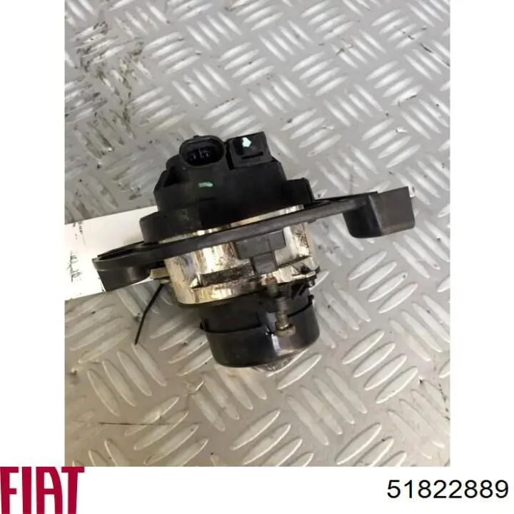Luz antiniebla izquierdo 51822889 Fiat/Alfa/Lancia