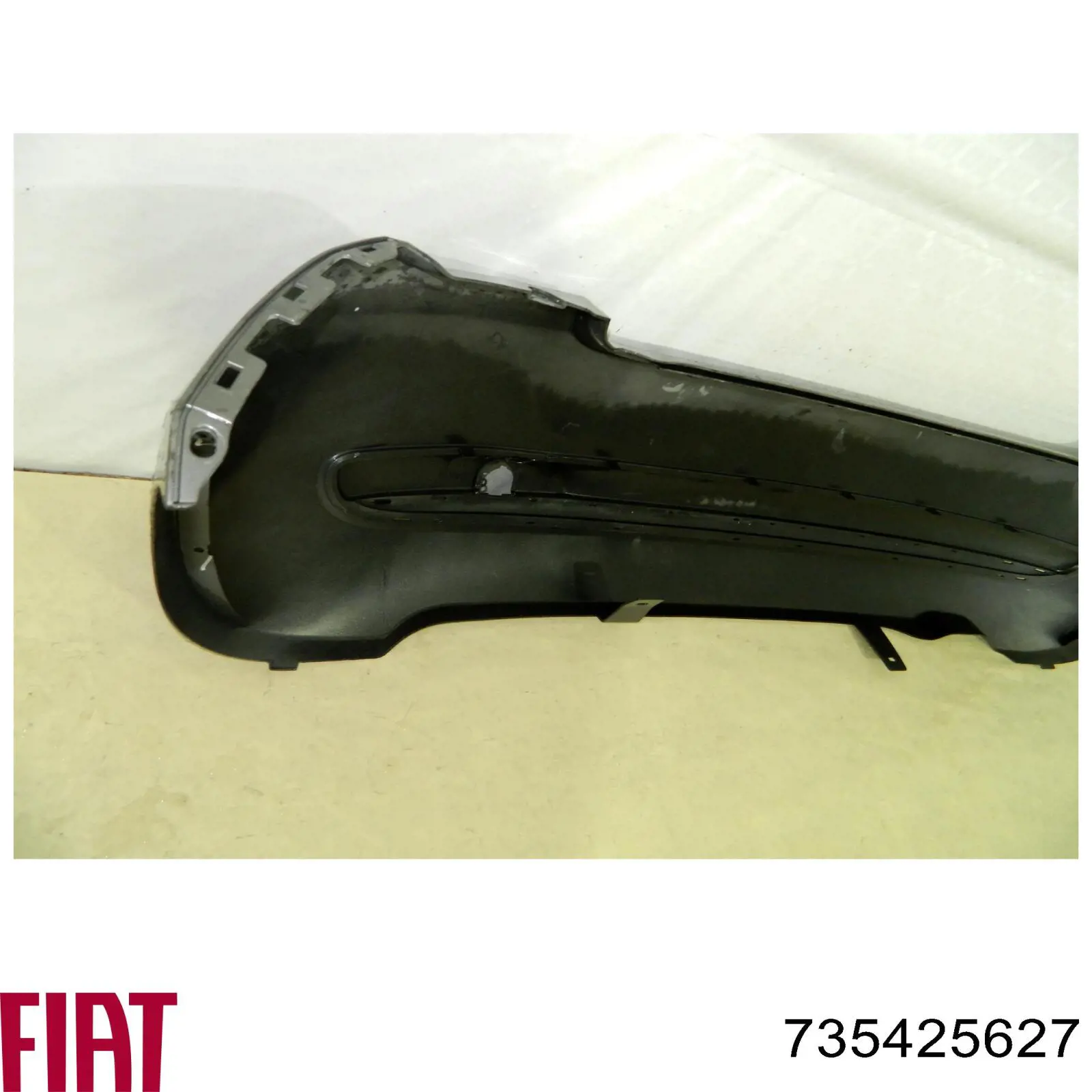 735425627 Fiat/Alfa/Lancia Defensa trasero