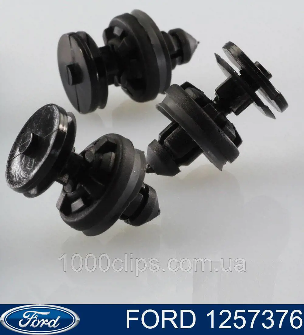Pistón de fijación del revestimiento de la puerta Ford 1257376 precio, desde 1,63 EUR