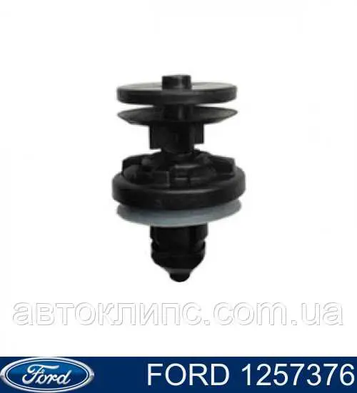 Comprar 1257376 Ford Clip de fijación de revestimiento de puerta