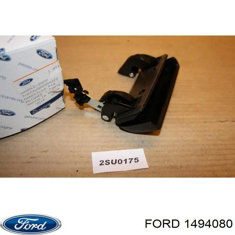 1494080 Ford manecilla de puerta de batientes, derecha exterior