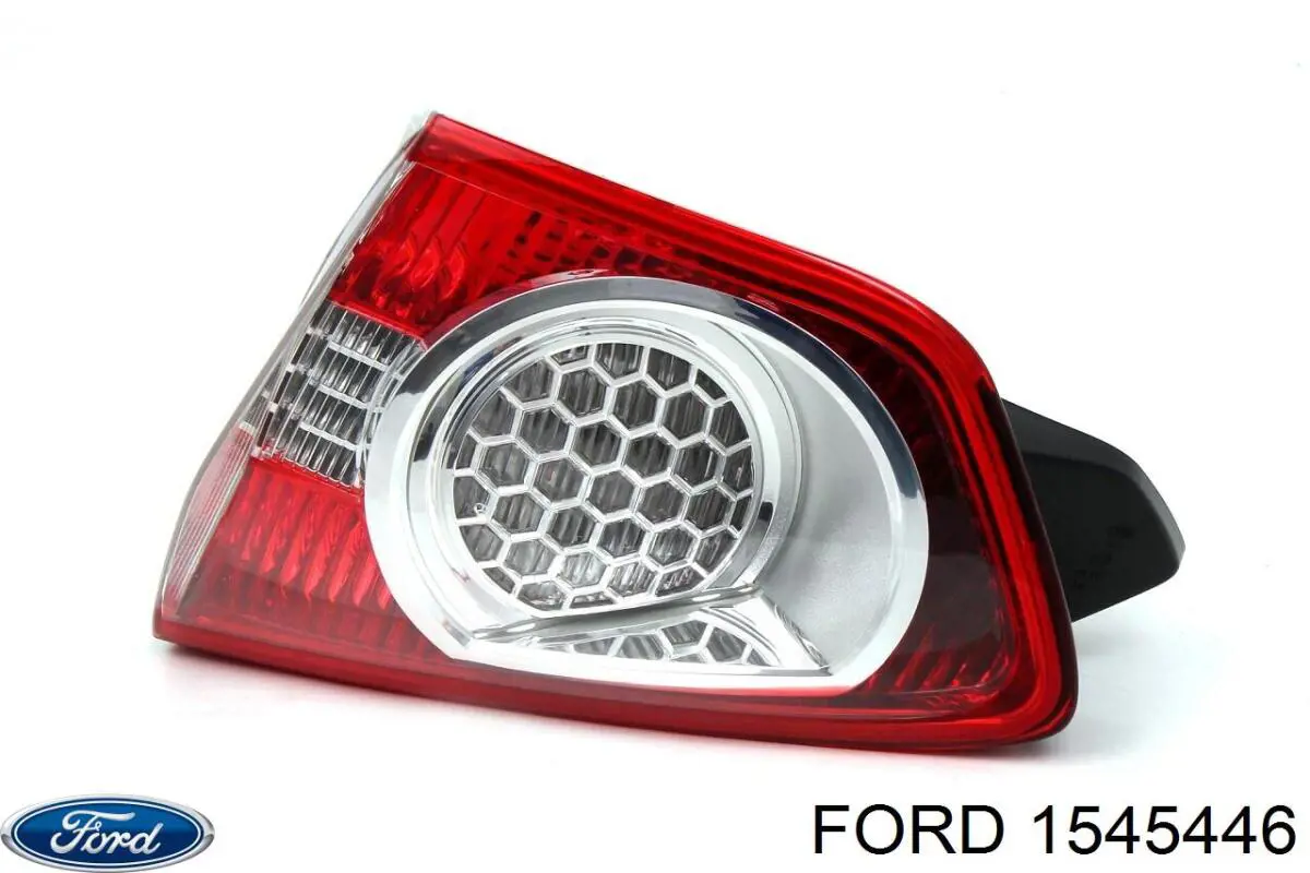 Piloto trasero interior derecho Ford 1545446 precio, desde 176,95 EUR