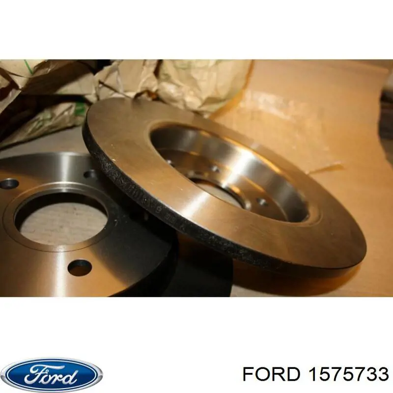 1575733 Ford disco de freno trasero