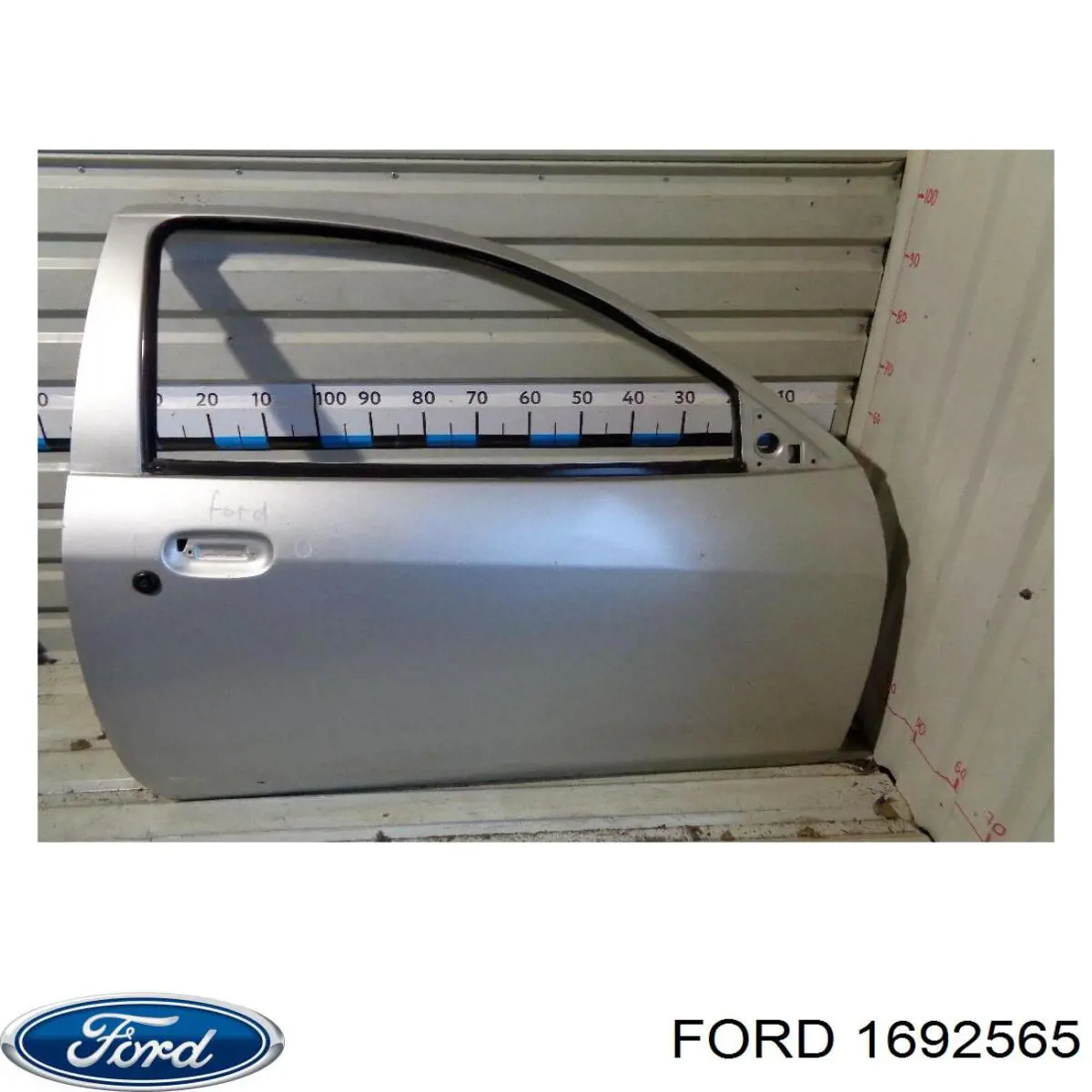 Puerta delantera derecha Ford 1692565 precio, desde 124,87 EUR