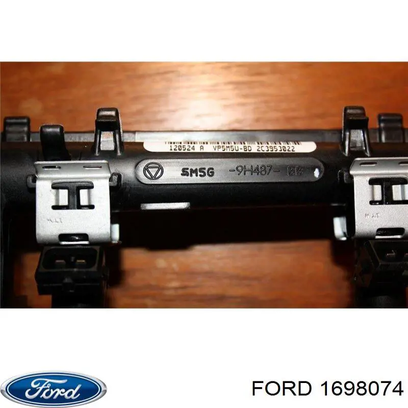 1698074 Ford