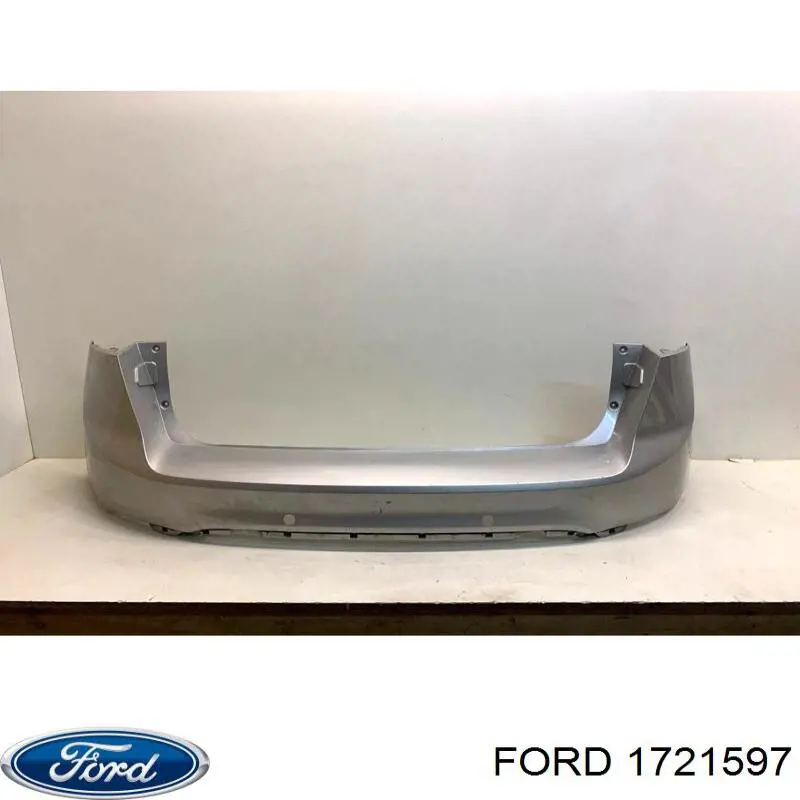 1721597 Ford parachoques trasero