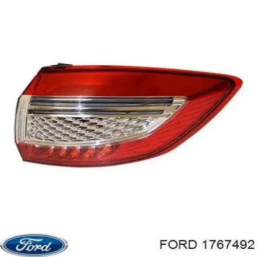 1767492 Ford Piloto trasero exterior derecho